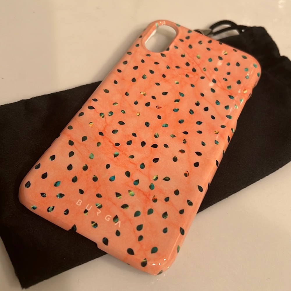 IPHONE XR BURGA PHONE CASE. Never been used!!